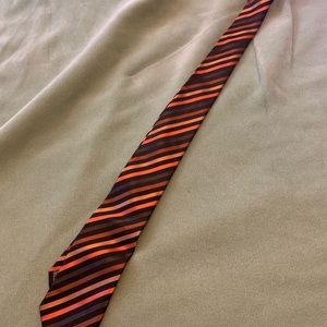 Tie